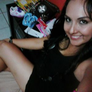 Meet your Posher, Yadira